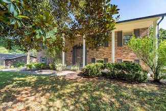 1601 Bexhill Dr, Knoxville, TN 37922