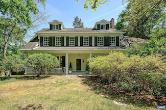 1326 Rugby Rd, Charlottesville, VA 22903