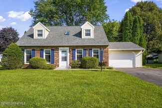 9 Bernard Place, Glenmont, NY 12077