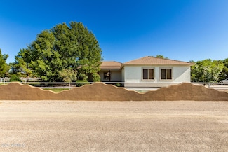 40441 N Friend Ave, San Tan Valley, AZ 85140