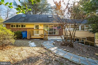 68 War Admiral Ln, Media, PA 19063