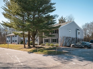 18 Beal's Cove Rd Unit 18J, Hingham, MA 02043