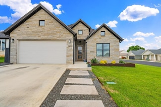 1602 Redwood Ct, Fredericksburg, TX 78624