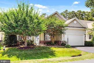 8 Long Point Ct, Berlin, MD 21811