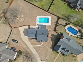 9901 Fieldstone Ln, Tuscaloosa, AL 35405