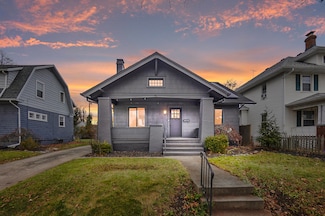 124 Englewood Rd, Springfield, OH 45504