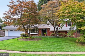 4704 Declaration Ct, Annandale, VA 22003