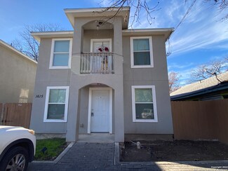 1615 N Navidad St, San Antonio, TX 78201