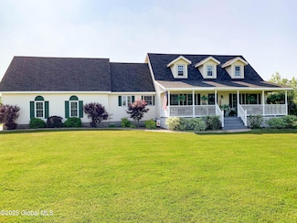 396 Lawton Rd, Howes Cave, NY 12092