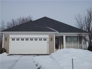 132 Rushford Hollow Dr, Buffalo, NY 14227