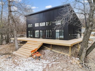 5222 Island View Dr, Browns Valley, MN 56219