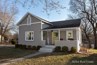 1121 S Jefferson St, Hastings, MI 49058
