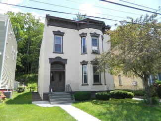 64 N Main St, Castleton On Hudson, NY 12033