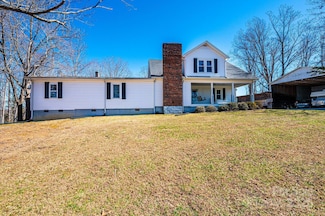 255 Wildwood Rd, Lenoir, NC 28645