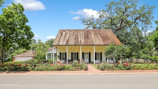 130 Twin Oaks Blvd, Lafayette, LA 70503