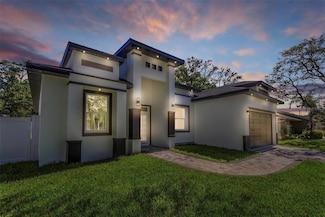 1213 E Lemon St, Tarpon Springs, FL 34689