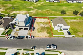 1805 Trophy Dr, Edinburg, TX 78542