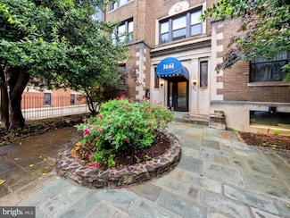 1661 Park Rd NW Unit 403, Washington, DC 20010