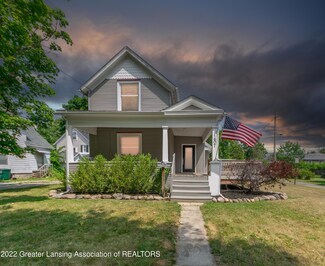 1607 Jerome St, Lansing, MI 48912