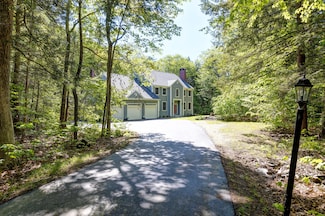 148 Hunter Way, Falmouth, ME 04105