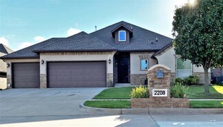 2208 Valley Hollow, Norman, OK 73071