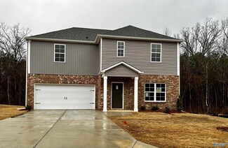 2260 Cypress Bend Cir, Hokes Bluff, AL 35903
