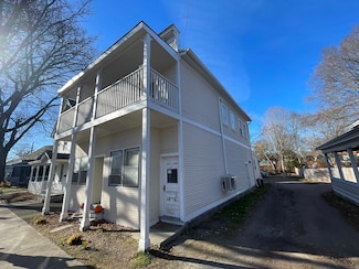 9 Hyde St, Burlington, VT 05401