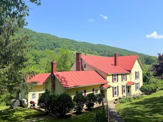 12509 Sam Snead Hwy, Warm Springs, VA 24484