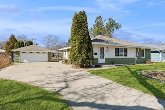 9230 16th Ave S, Bloomington, MN 55425