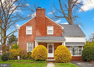 11 Oxford Ave, Reading, PA 19609