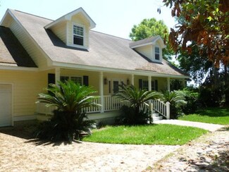 1054 Fiddler Trace NE, Townsend, GA 31331