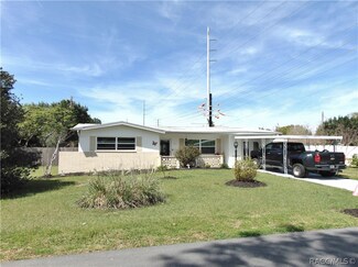 32 N Davis St, Beverly Hills, FL 34465