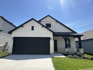 4076 Paddock Trail, Seguin, TX 78155