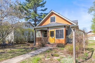 3832 21st Ave S, Minneapolis, MN 55407