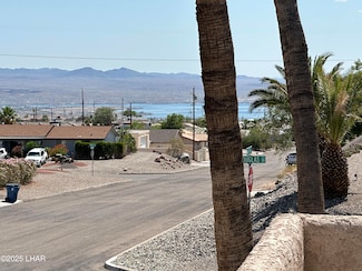3251 Douglas Dr, Lake Havasu City, AZ 86404