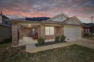113 Rochester Ln, Hutto, TX 78634