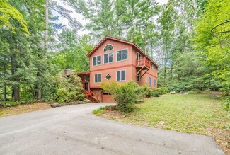 26 Morgan Cir, Amherst, MA 01002