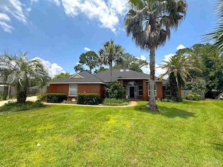 1611 Luzon Ln, Gulf Breeze, FL 32563
