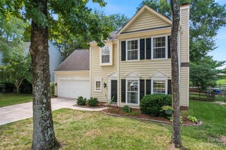 5936 Downfield Wood Dr, Charlotte, NC 28269
