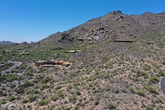 37156 N Carefree Dr Unit 6, Carefree, AZ 85377