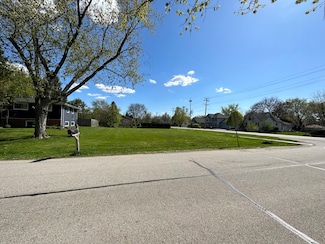26W181 Grand Ave, Wheaton, IL 60187