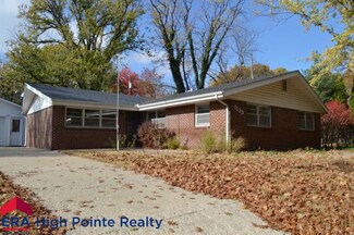 1733 Ranser Rd, Manhattan, KS 66502