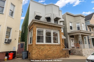 914 19th St, Union City, NJ 07087