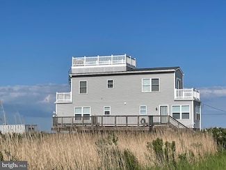 68 Bay Ave, Maurice River, NJ 08324