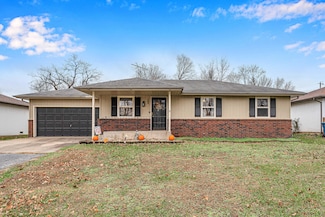 404 E Elm St, Nixa, MO 65714