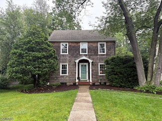 43 Essex Ave, Montclair, NJ 07042