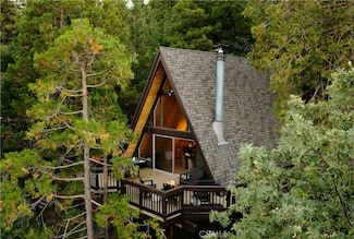 842 Nadelhorn Dr, Lake Arrowhead, CA 92352