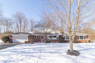 2003 N Wuthering Dr, New Castle, IN 47362