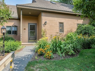 1140 Murphys Rd Unit 3A, Hartford, VT 05001