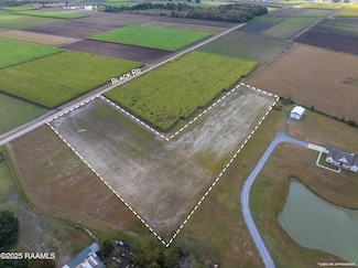 204 Black Rd, Saint Martinvlle, LA 70582